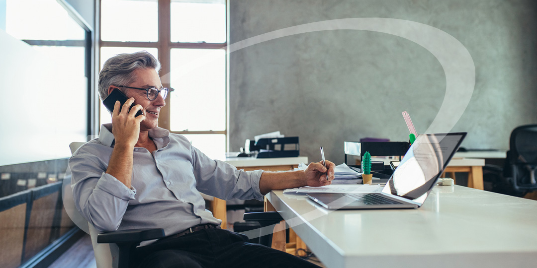 Pros and Cons of Selling Your Business Without a Broker